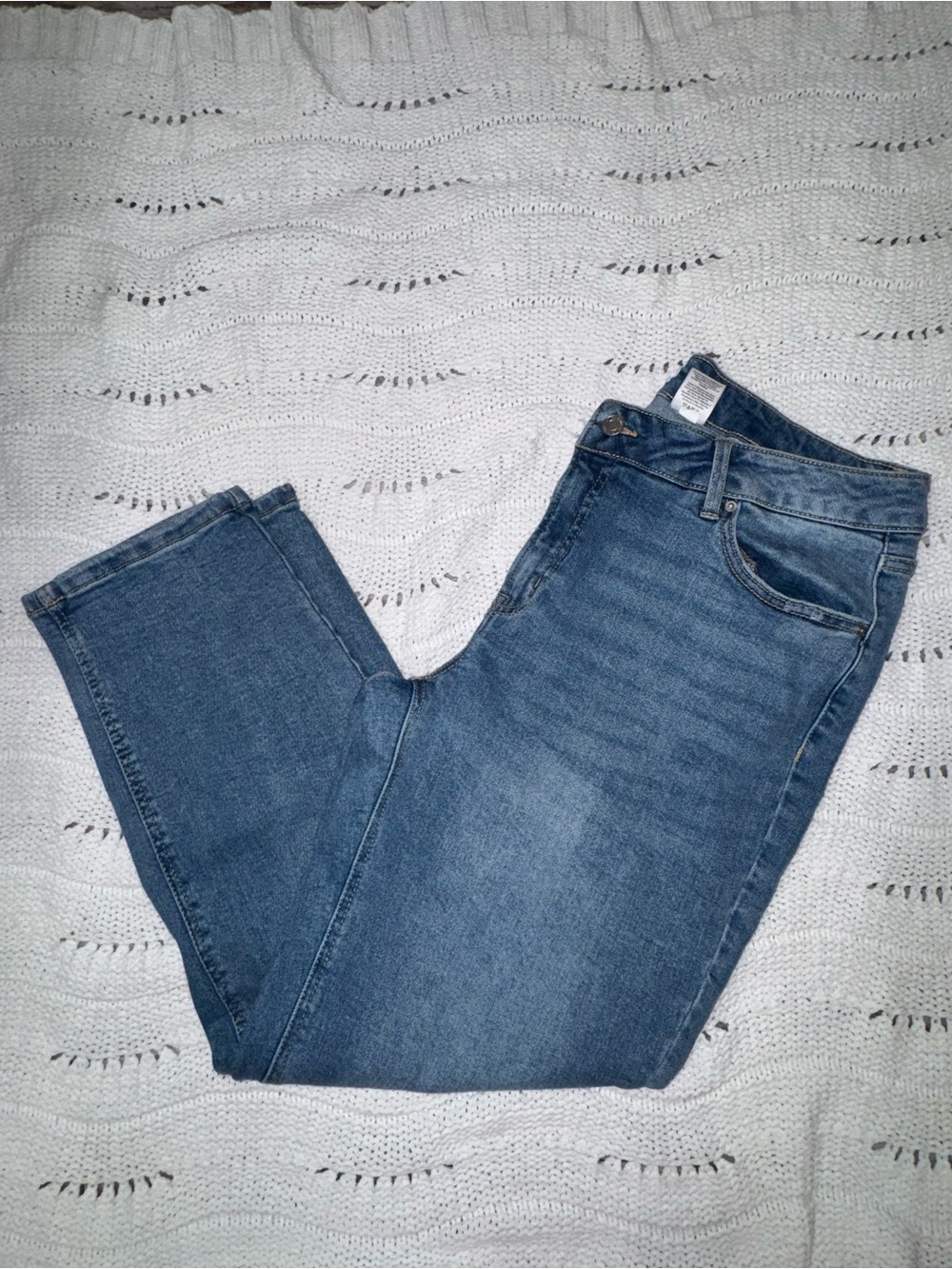 Time and Tru Women's Straight Leg Jeans in Medium Blue Wash